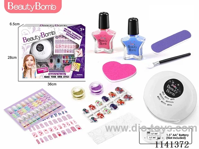Nail Art Set with Electric Dryer (2xAAA,not included)