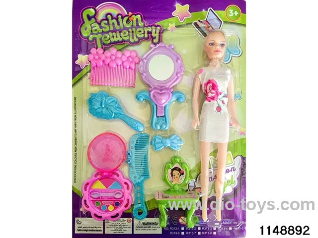 Barbie + Accessories