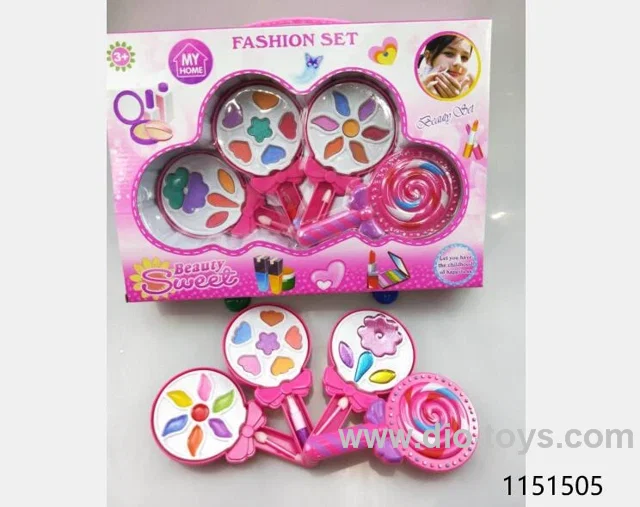 Children make up toys