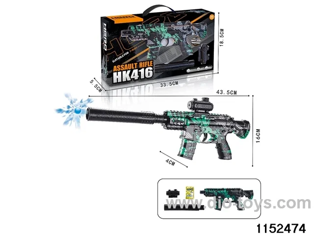 Hand-operated repeating water pistol