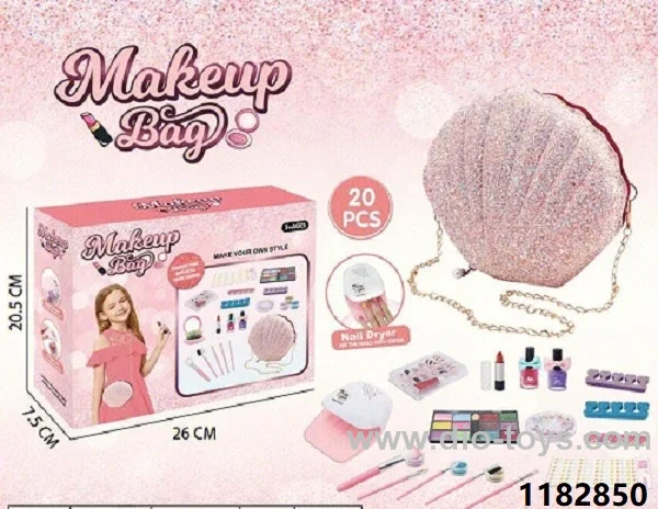 make up set in color box