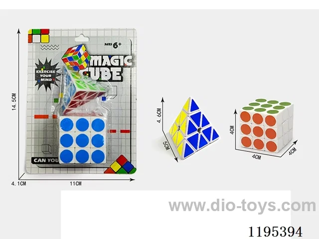 4CM white stickers with dots and small pyramids