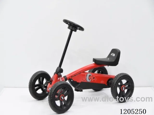 Pedal kart/Adjustable steering wheel and front and rear seats