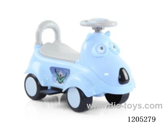 The Bacon Bear scooter/Environmentally friendly material, non-toxic tasteless, music lights, anti - tilt device, can lift back, storage box