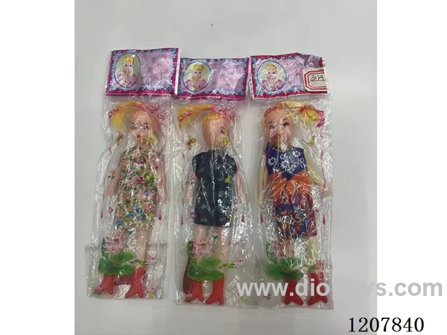 Doll with shoes comb