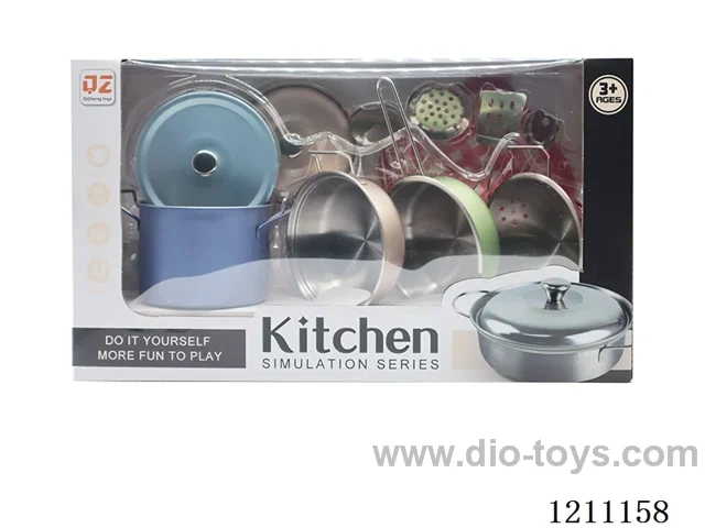 Colored stainless steel flatware with cloth