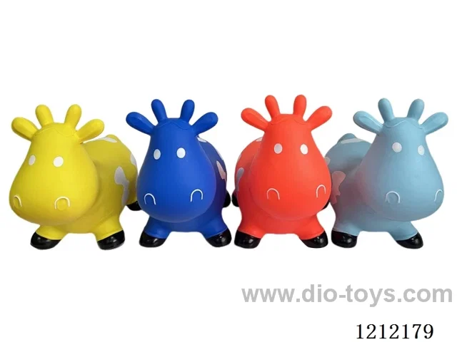 Inflatable painted cartoon cow