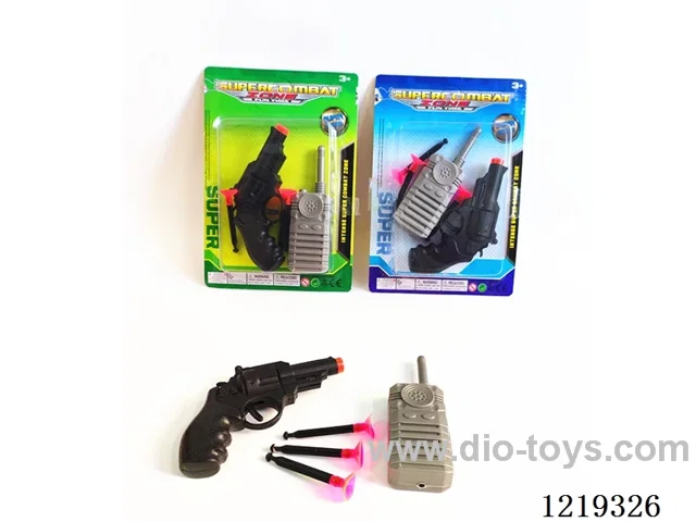 Revolver with 3 bullets, Walkie Talkie *1