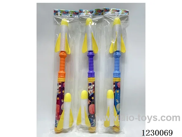 61CM Rocket Launcher with Flashlight (3x1.5V AG3 Button Batteries)