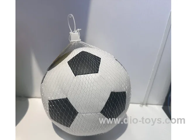 7-inch black and white ball