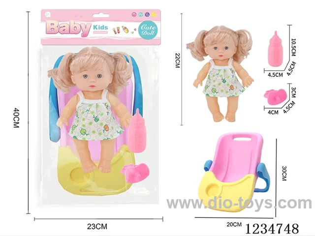 22cm doll + handbag/dining table
