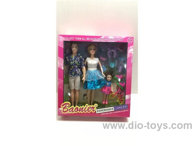 Family dolls Series in window box
