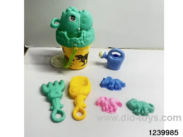 8 pcs beach toys in hangtag