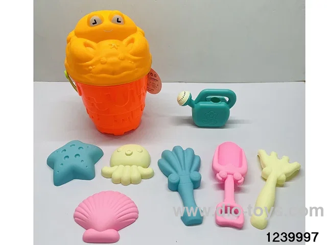 9 pcs beach toys in hangtag
