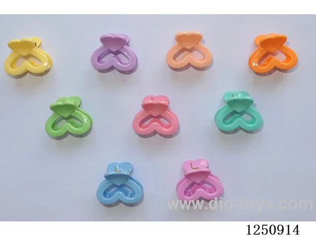 Heart-shaped hair clip