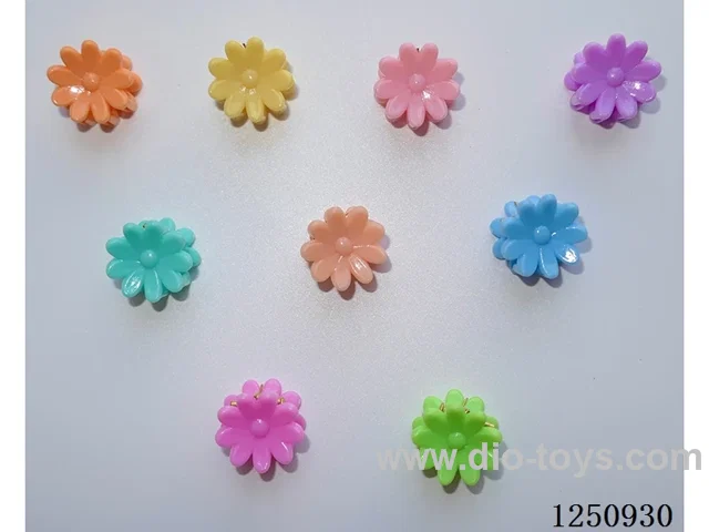 Small flower hair clip