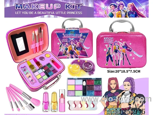 DIY manicure makeup set handbag