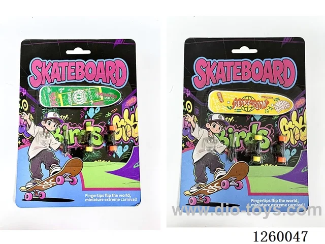 Finger skateboard