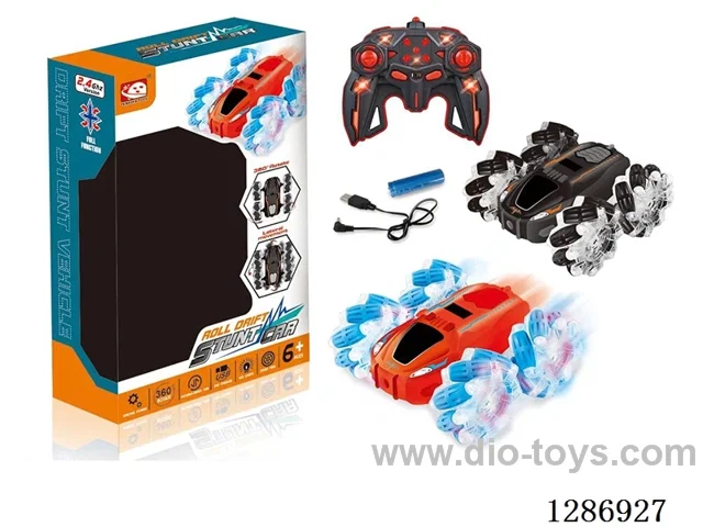 2.4G 11ch Dual-Remote RC Stunt car with music (Battery Included)