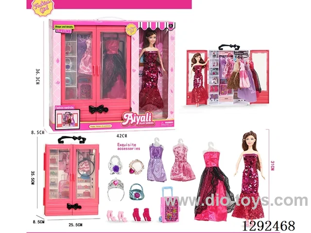 11-inch doll closet set