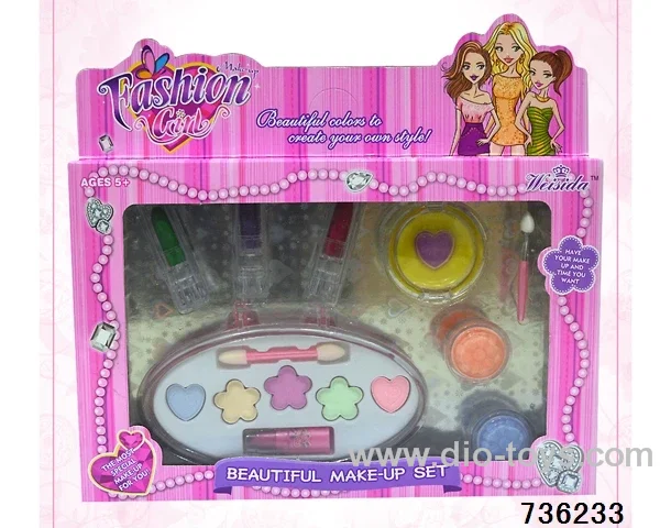 cosmetics in window box 4 sets mixed loading