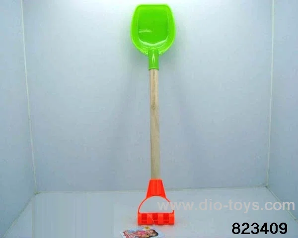 beach toy in hangtag