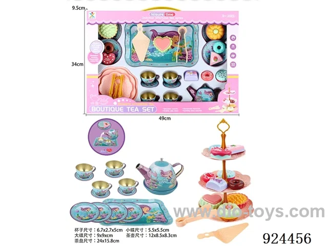 TEA SET IN WINDOW BOX