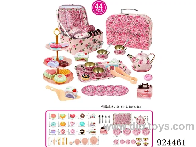 TEA SET IN GIFT BOX