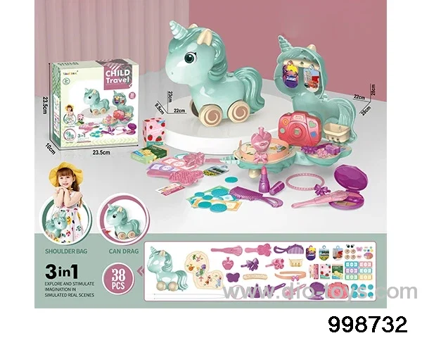 Pony travel satchel in color box